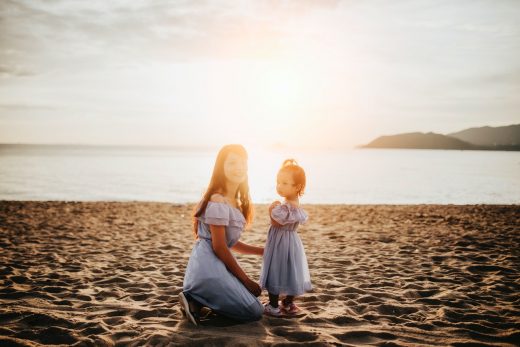 Mère et fille habillées pareil